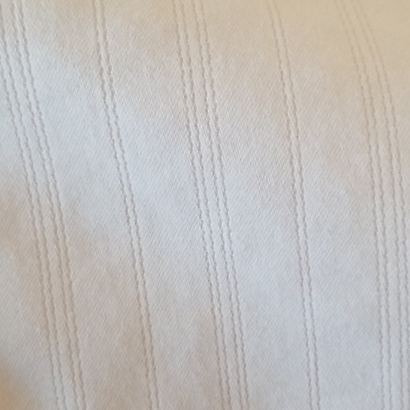 IZ Byer California White pinstripe Capri - Picture 4 of 5